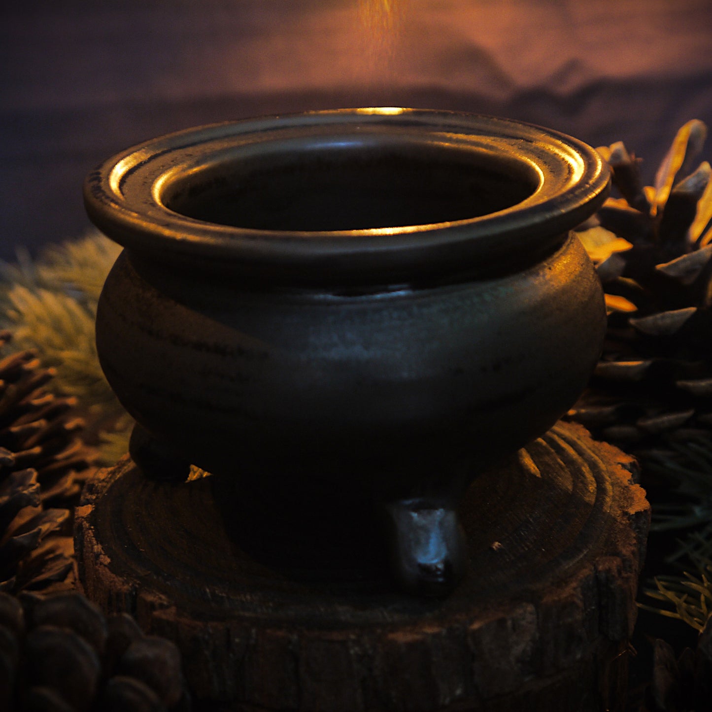 Three-legged Cauldron Trinket Pot