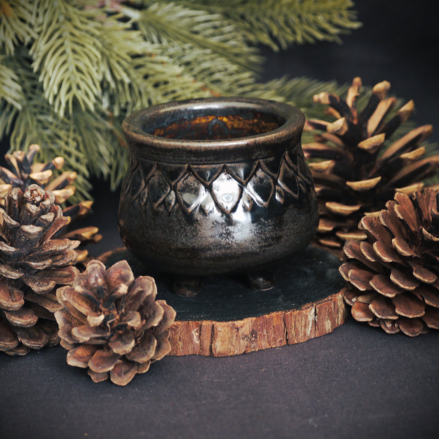 Cute Black Dragon Scale Trinket Pot