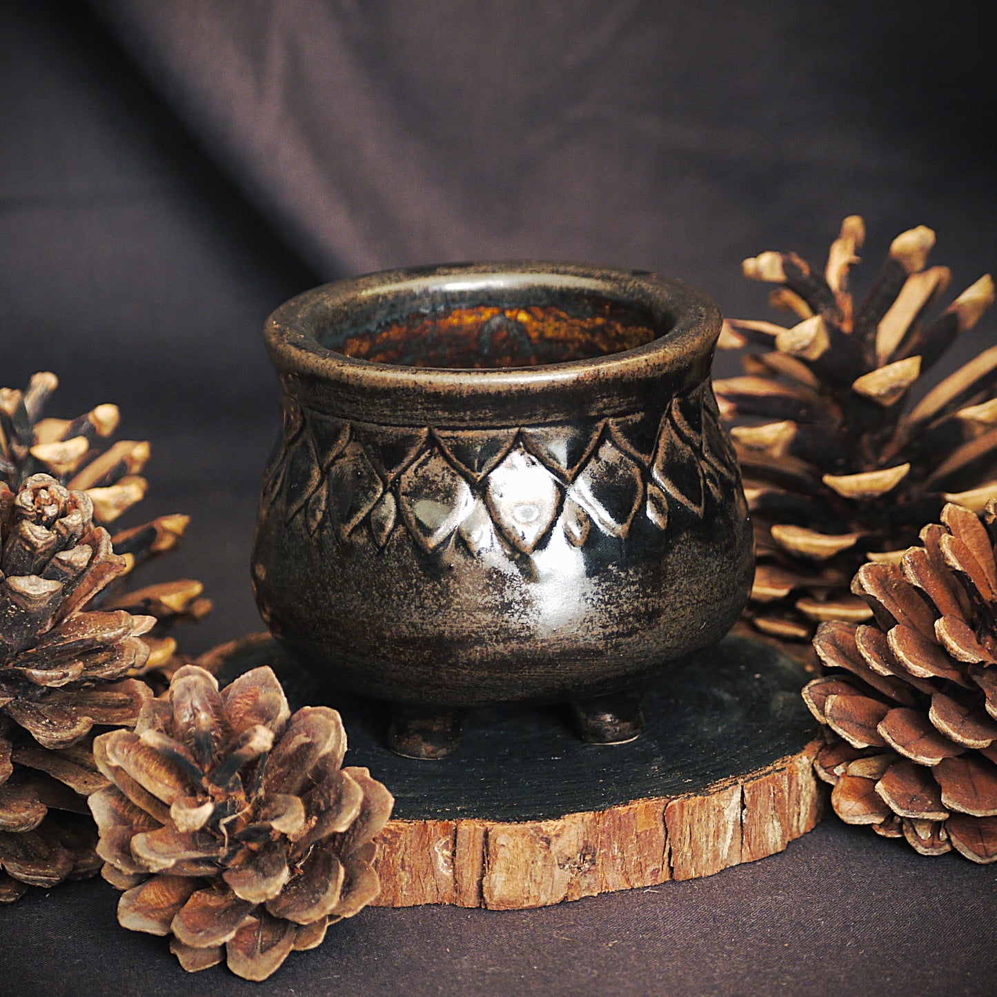 Cute Black Dragon Scale Trinket Pot